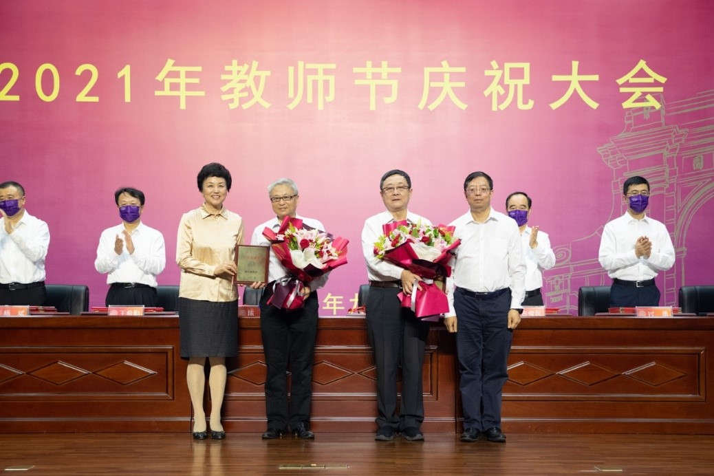 �������Ź���